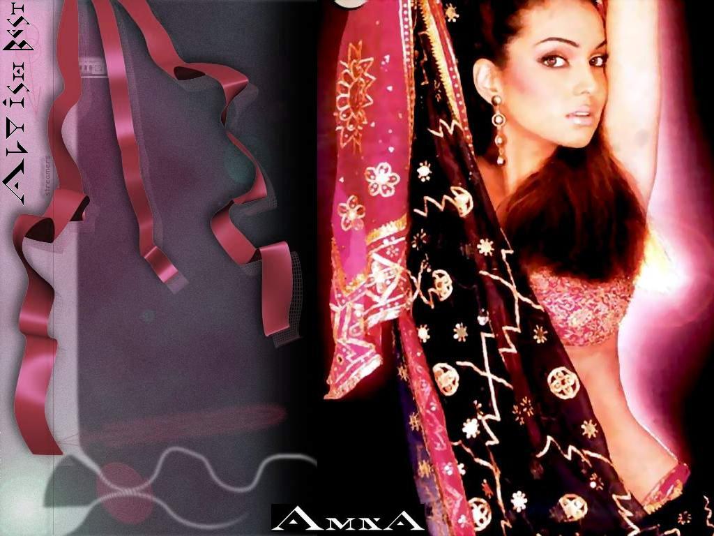 Amna Haq Wallpapers